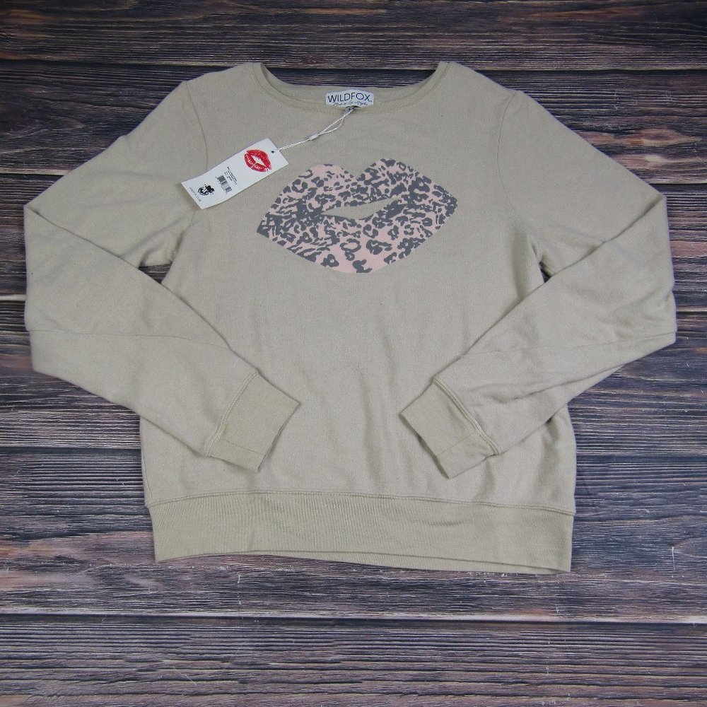 Wildfox NEW NWT Small Beige Tan Lips Kiss Sweater Crewneck‎